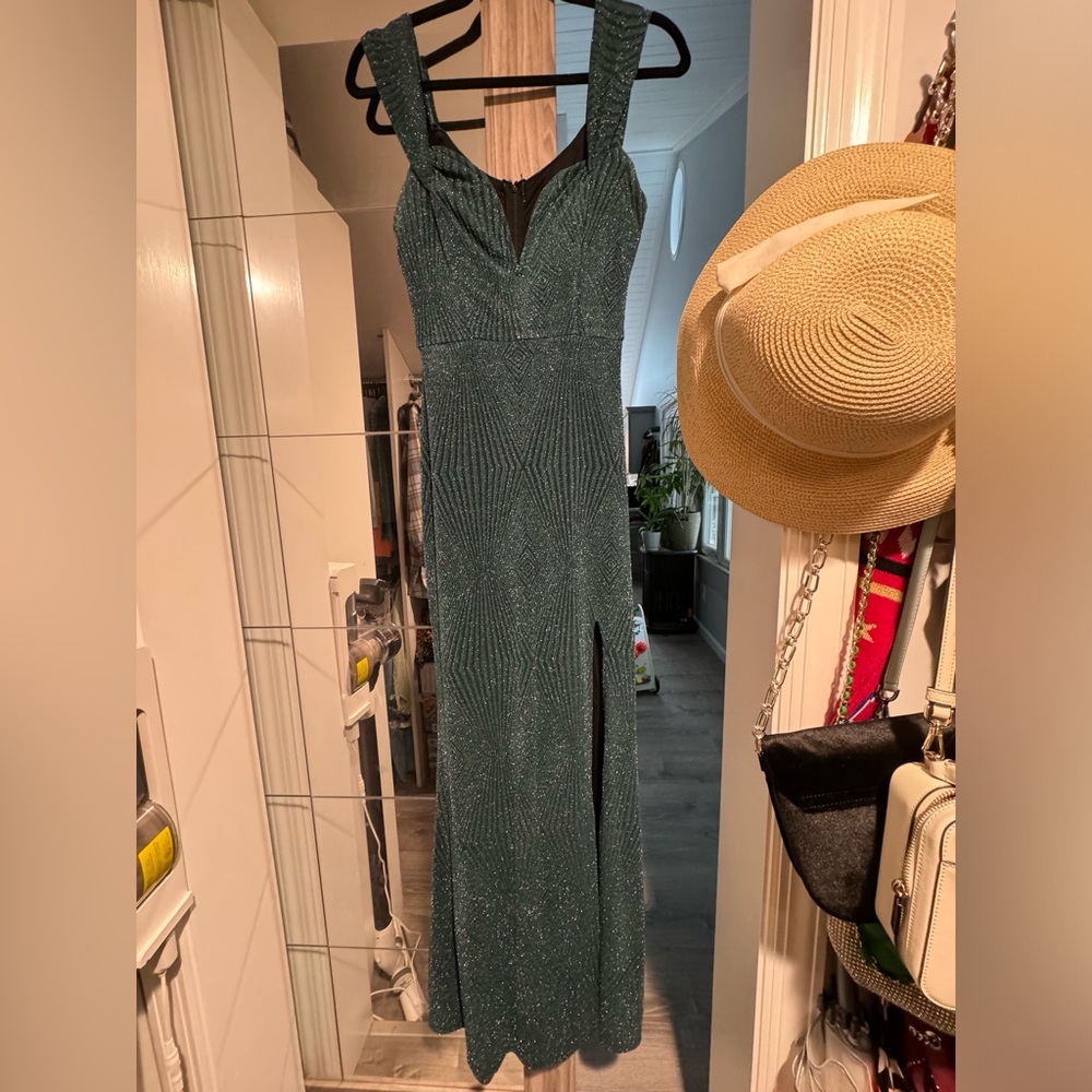 Green long dress with slit. Size 4.